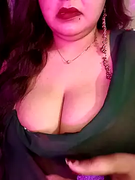 Snapshot of Suhanakhan00 chatting on May 2026 08:08:01 AM Suhanakhan00 online show from May 2026 08:08:01 AM