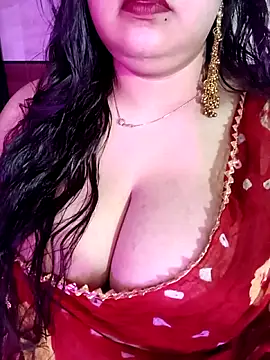Snapshot of Suhanakhan00 chatting on May 2026 12:25:02 PM Suhanakhan00 online show from May 2026 12:25:02 PM