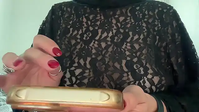 Snapshot of Serena_4you chatting on October 2025 04:19:01 PM Serena 4you online show from October 2025 04:19:01 PM