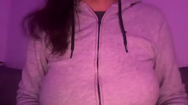 Snapshot of Serena_4you chatting on November 2025 07:57:01 PM Serena 4you online show from November 2025 07:57:01 PM