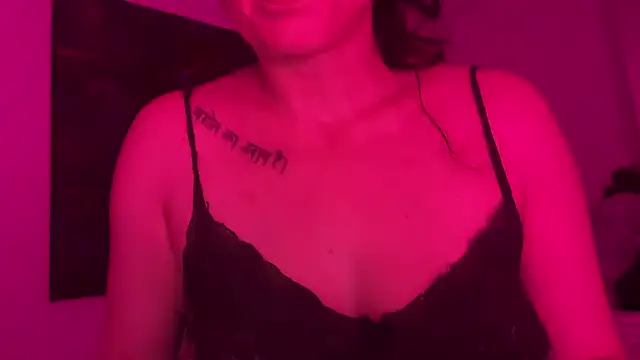 Snapshot of Serena_4you chatting on June 2026 12:06:02 PM Serena 4you online show from June 2026 12:06:02 PM