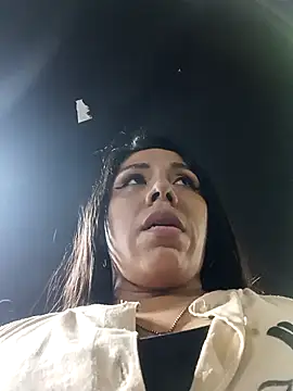 Karenn12 online show from November 2025 02:12:01 AM