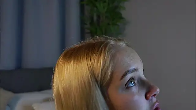 AftonConnett online show from February 2026 01:02:01 AM