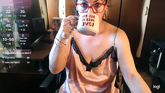 Snapshot of exymilf_ chatting on March 2025 02:32:02 PM exymilf online show from March 2025 02:32:02 PM