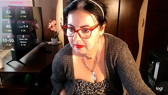 Snapshot of exymilf_ chatting on October 2025 10:35:01 AM exymilf online show from October 2025 10:35:01 AM