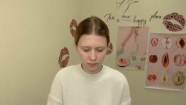 Snapshot of StellaCRL chatting on January 2025 10:32:01 AM StellaCRL online show from January 2025 10:32:01 AM
