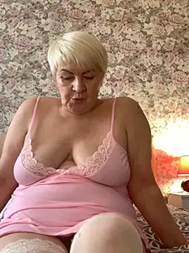 Laura Millf online show from January 2025 11:02:02 AM