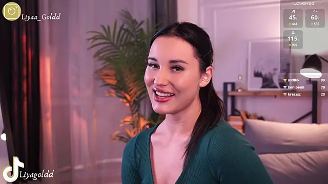 Snapshot of Liya_Gold_ chatting on December 2024 09:20:02 PM Liya Gold online show from December 2024 09:20:02 PM