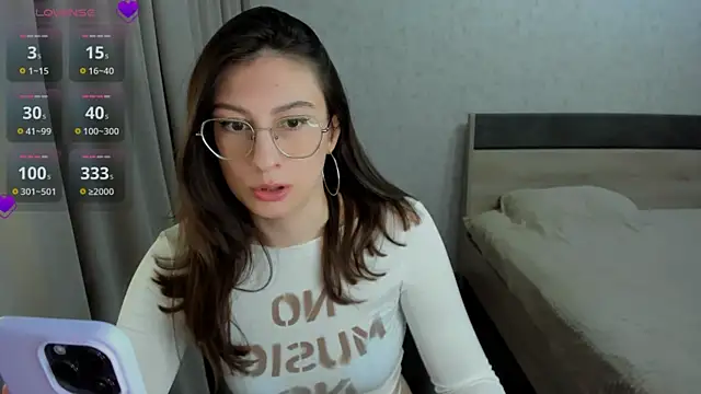 Snapshot of briannababy_ chatting on April 2026 06:48:02 PM briannababy online show from April 2026 06:48:02 PM