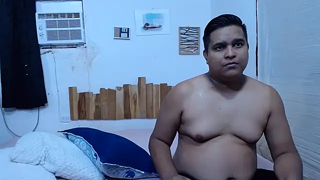 lucasandSofi online show from June 2026 01:41:01 AM