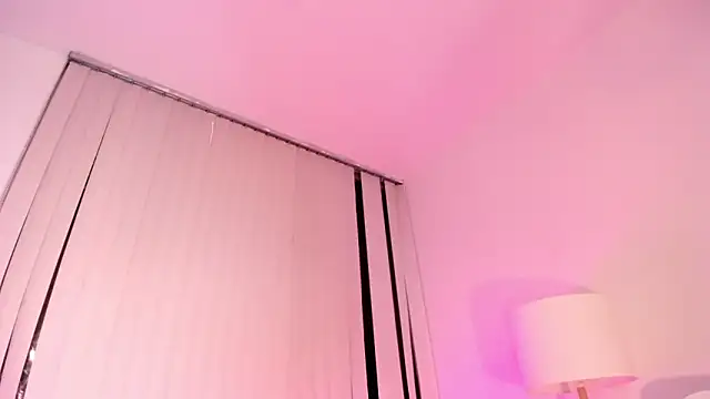 Valentina Se online show from December 2024 10:24:02 AM