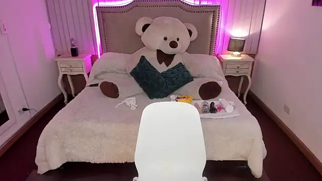 Valentina Se online show from December 2024 04:16:02 AM