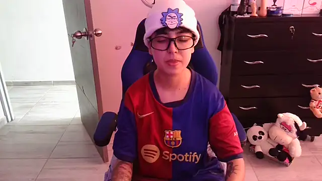 thomascooper7 online show from November 2025 05:02:01 PM