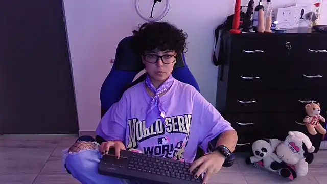 thomascooper7 online show from February 2026 06:52:01 PM