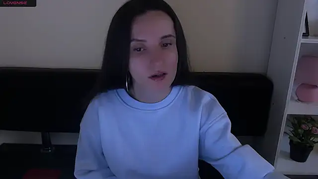 LaimaV  online show from January 2025 05:07:02 PM
