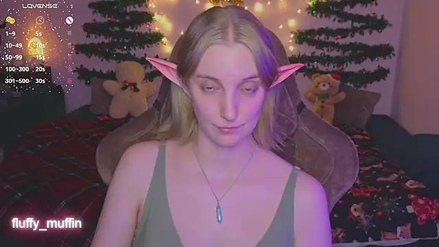 Snapshot of Fluffy_muffin_ chatting on December 2024 05:53:02 PM Fluffy muffin online show from December 2024 05:53:02 PM