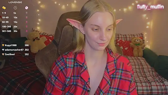 Snapshot of Fluffy_muffin_ chatting on December 2024 09:09:02 PM Fluffy muffin online show from December 2024 09:09:02 PM