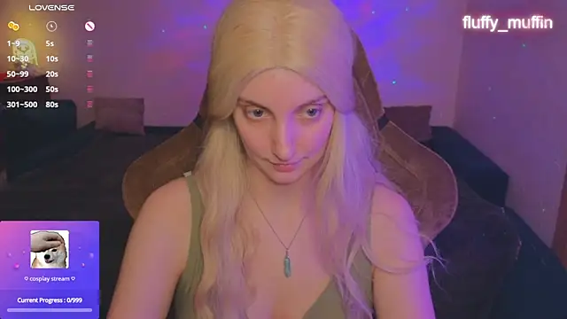 Snapshot of Fluffy_muffin_ chatting on January 2025 07:08:01 PM Fluffy muffin online show from January 2025 07:08:01 PM