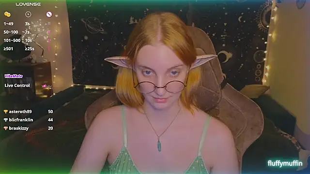 Snapshot of Fluffy_muffin_ chatting on February 2025 10:06:02 PM Fluffy muffin online show from February 2025 10:06:02 PM
