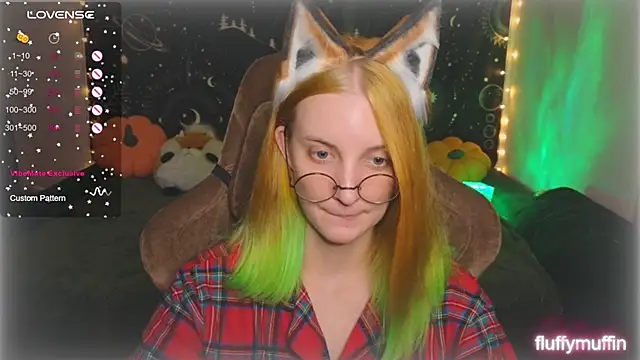 Snapshot of Fluffy_muffin_ chatting on September 2025 03:14:01 PM Fluffy muffin online show from September 2025 03:14:01 PM