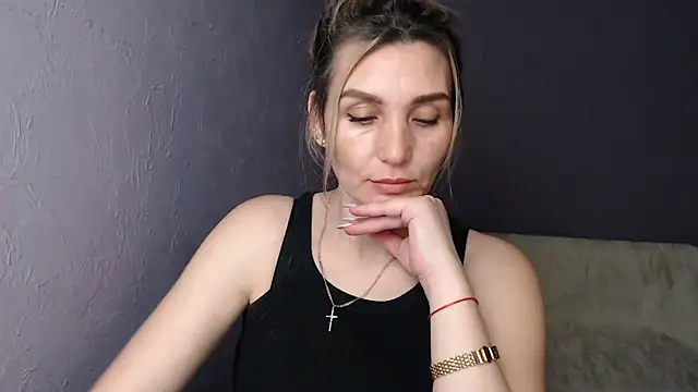  sexy lady online show from February 2025 05:17:02 PM