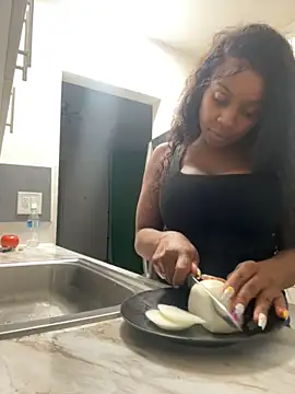 Snapshot of miamiworld chatting on November 2025 11:14:01 PM miamiworld online show from November 2025 11:14:01 PM