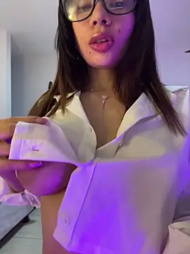 adop me   online show from October 2025 11:46:01 PM