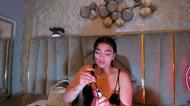 KimDevinne online show from October 2025 03:03:02 AM