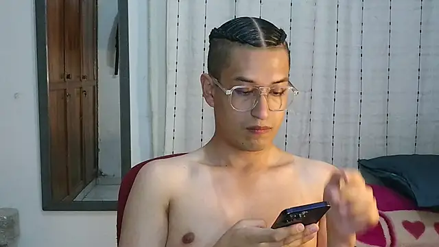 Orionferrer- online show from November 2025 04:23:02 AM