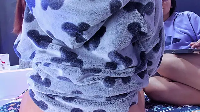 Luci And Sofi online show from February 2025 12:59:02 PM