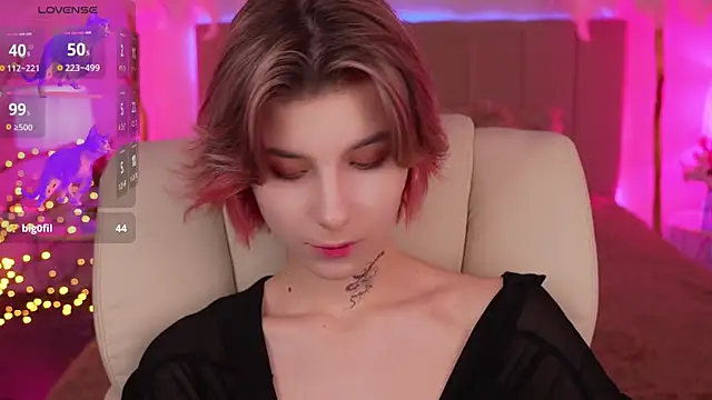 Snapshot of HaylaAmber chatting on December 2024 08:26:02 PM HaylaAmber online show from December 2024 08:26:02 PM