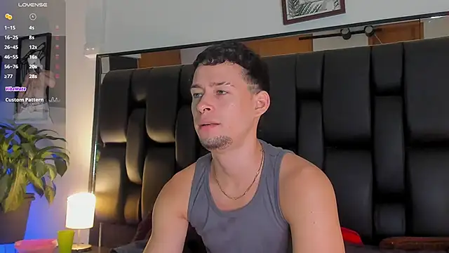 JadeSmiith  online show from January 2026 10:01:02 PM