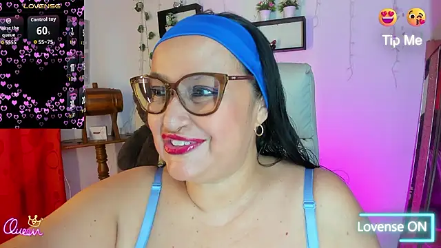 Gia Nahomi online show from February 2026 09:24:01 PM