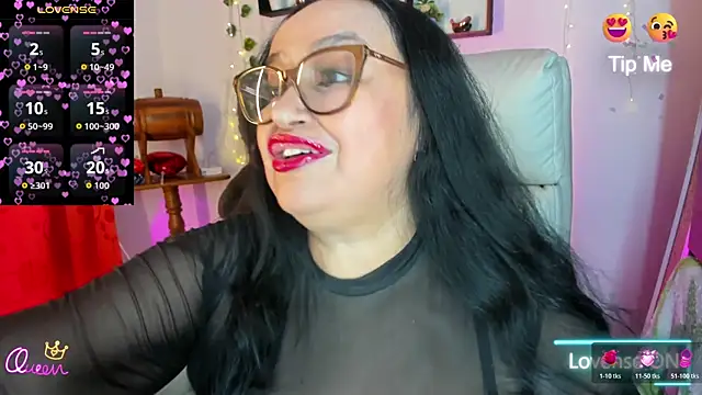 Gia Nahomi online show from April 2026 10:29:01 PM