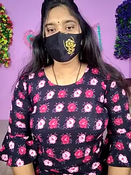 Hot Maleka online show from December 2025 01:23:02 AM