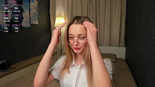 Tiffanyhunt online show from February 2025 02:23:01 PM