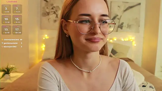 Tiffanyhunt online show from February 2025 01:49:02 PM