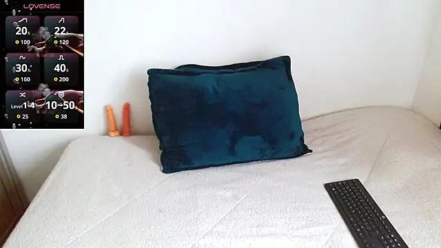 Snapshot of Mercury_muscle chatting on October 2025 11:36:01 AM Mercury muscle online show from October 2025 11:36:01 AM