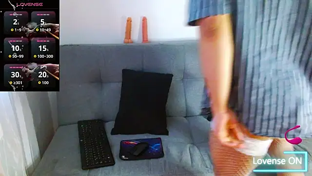 Snapshot of Mercury_muscle chatting on November 2025 10:48:02 AM Mercury muscle online show from November 2025 10:48:02 AM