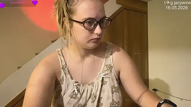Snapshot of JacyWinslat chatting on May 2026 02:35:02 PM JacyWinslat online show from May 2026 02:35:02 PM
