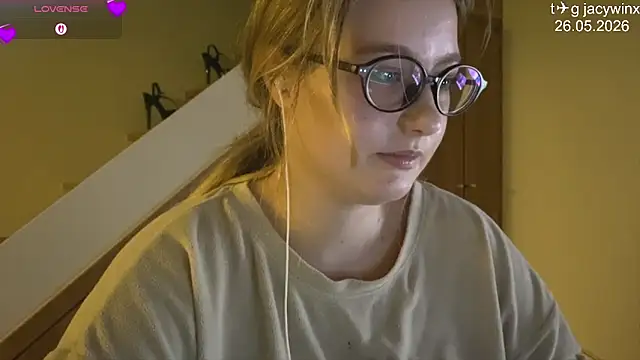 Snapshot of JacyWinslat chatting on May 2026 04:47:01 PM JacyWinslat online show from May 2026 04:47:01 PM
