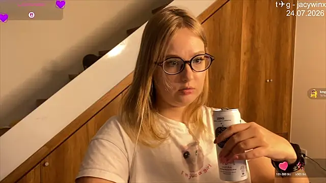 JacyWinslat online show from July 2026 01:58:01 AM
