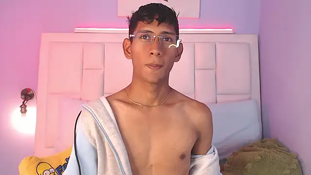 Nick Collins18 online show from January 2026 10:01:01 PM