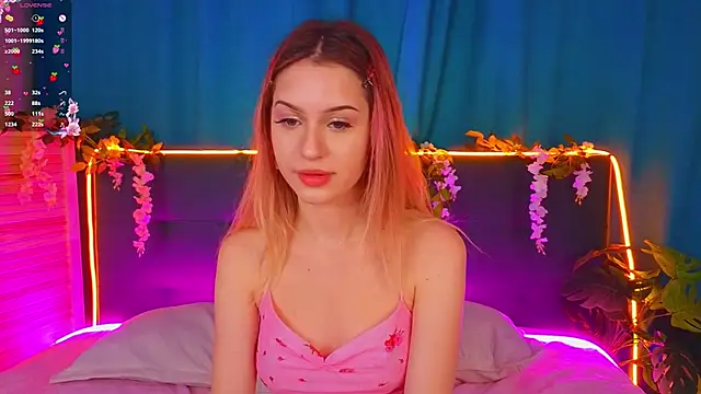 AlinaWalters online show from November 2025 08:07:01 PM