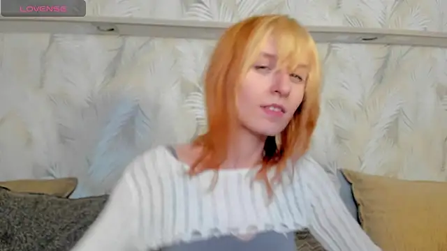 Snapshot of Little_Chips chatting on January 2025 08:11:02 AM Little Chips online show from January 2025 08:11:02 AM
