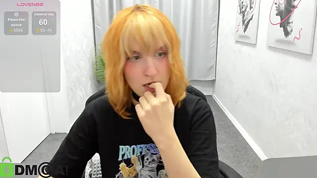 Snapshot of Little_Chips chatting on September 2025 04:07:02 PM Little Chips online show from September 2025 04:07:02 PM