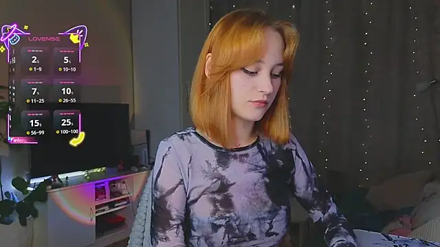 MaryRace online show from November 2025 12:20:01 PM