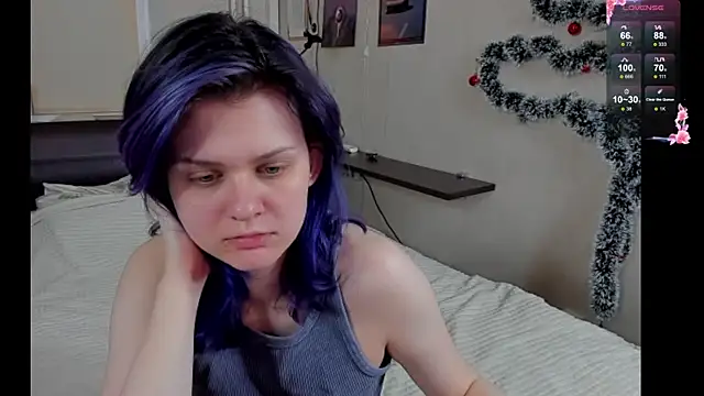 Snapshot of JulieTaylors chatting on July 2026 10:03:01 PM JulieTaylors online show from July 2026 10:03:01 PM