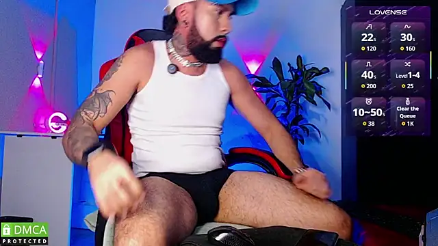 Diilanhott online show from June 2026 10:43:01 PM