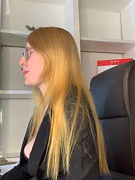 Alexa Handler online show from April 2026 08:01:02 PM